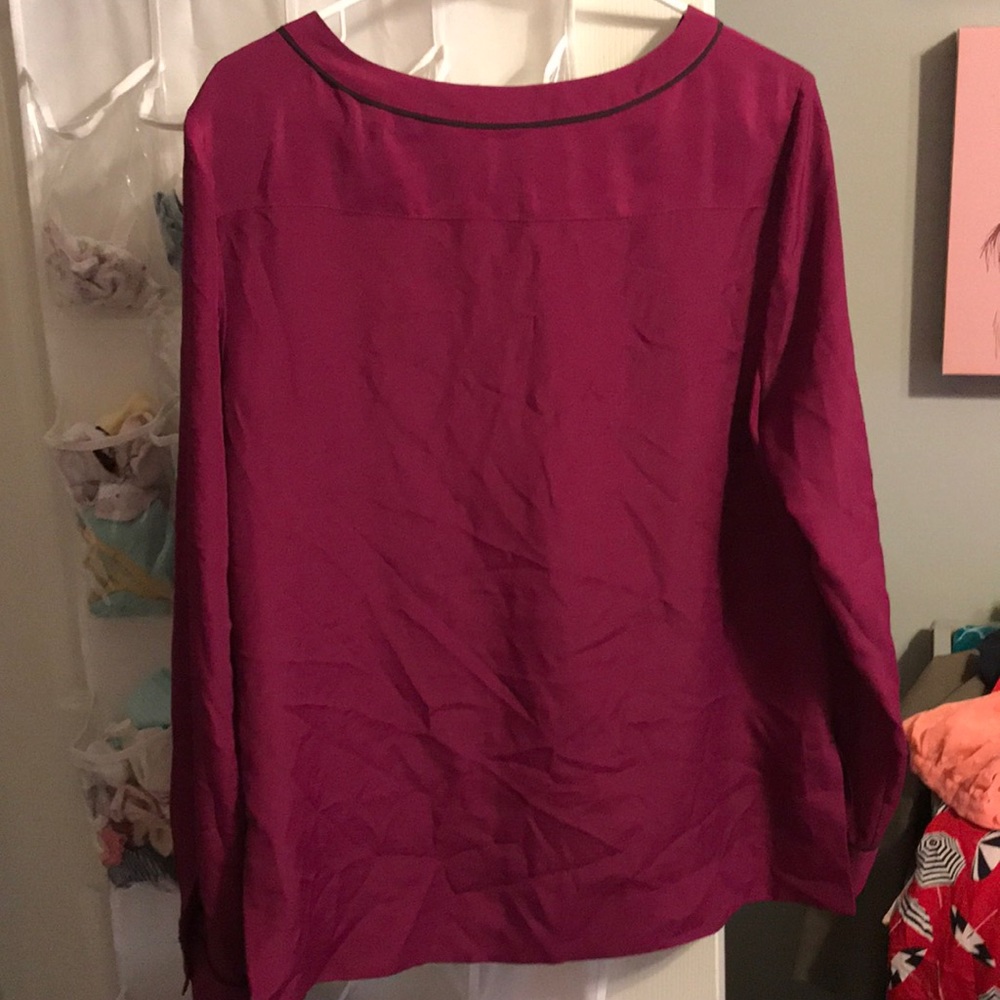 Blouse - Picture 2 of 3